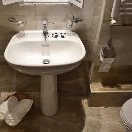 Ariadne & Theseus * Naxos City