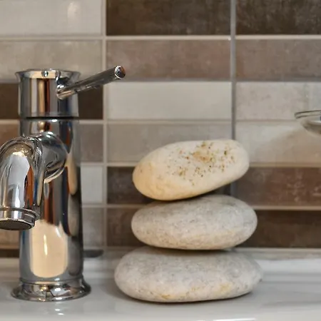 Ariadne & Theseus Апартаменты *