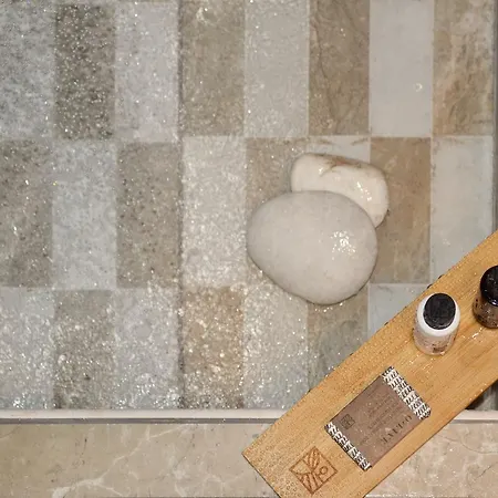 Ariadne & Theseus * Naxos City