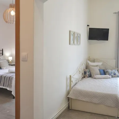 Апартаменты Ariadne & Theseus Naxos City