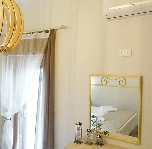 Ariadne & Theseus * Naxos City