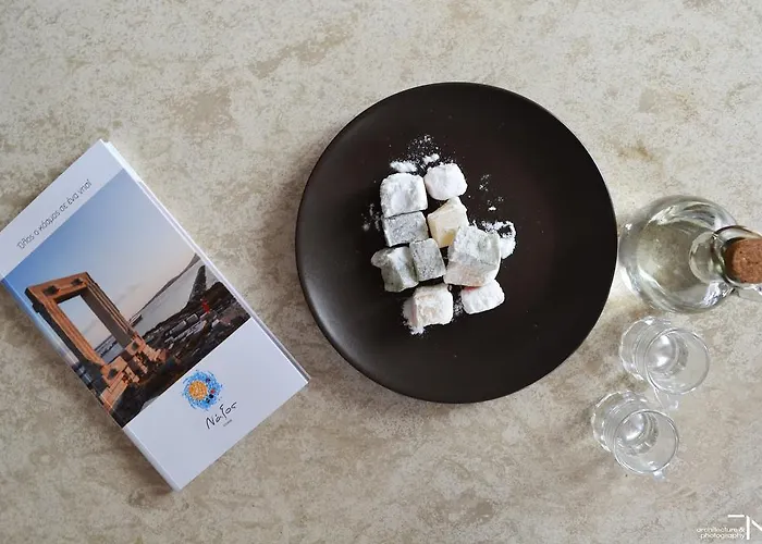 Ariadne & Theseus * Naxos City