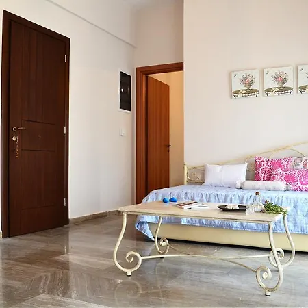 Ariadne & Theseus Naxos City