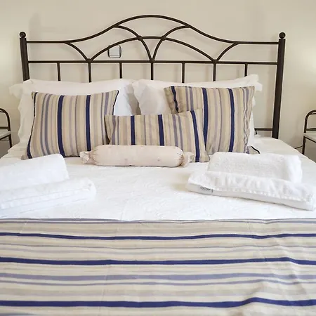 Ariadne & Theseus * Naxos City