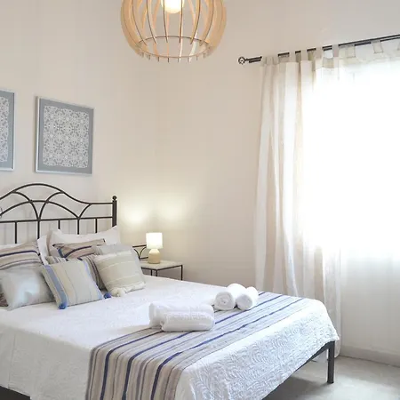 Ariadne & Theseus Naxos City