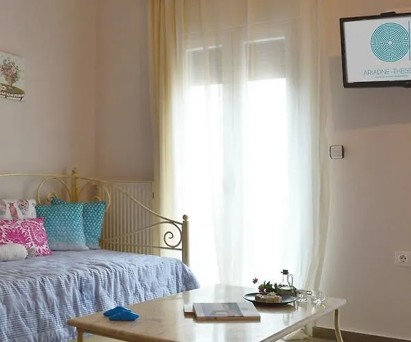 Ariadne & Theseus Apartman