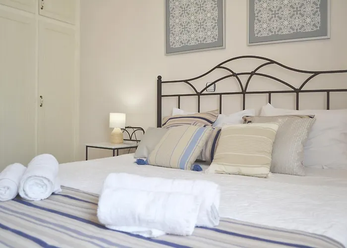 Ariadne & Theseus Апартаменты Naxos City